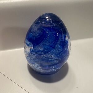 VINTAGE WHEATON VILLAGE BLUE SWIRL ART GLASS PAPERWEIGHT
